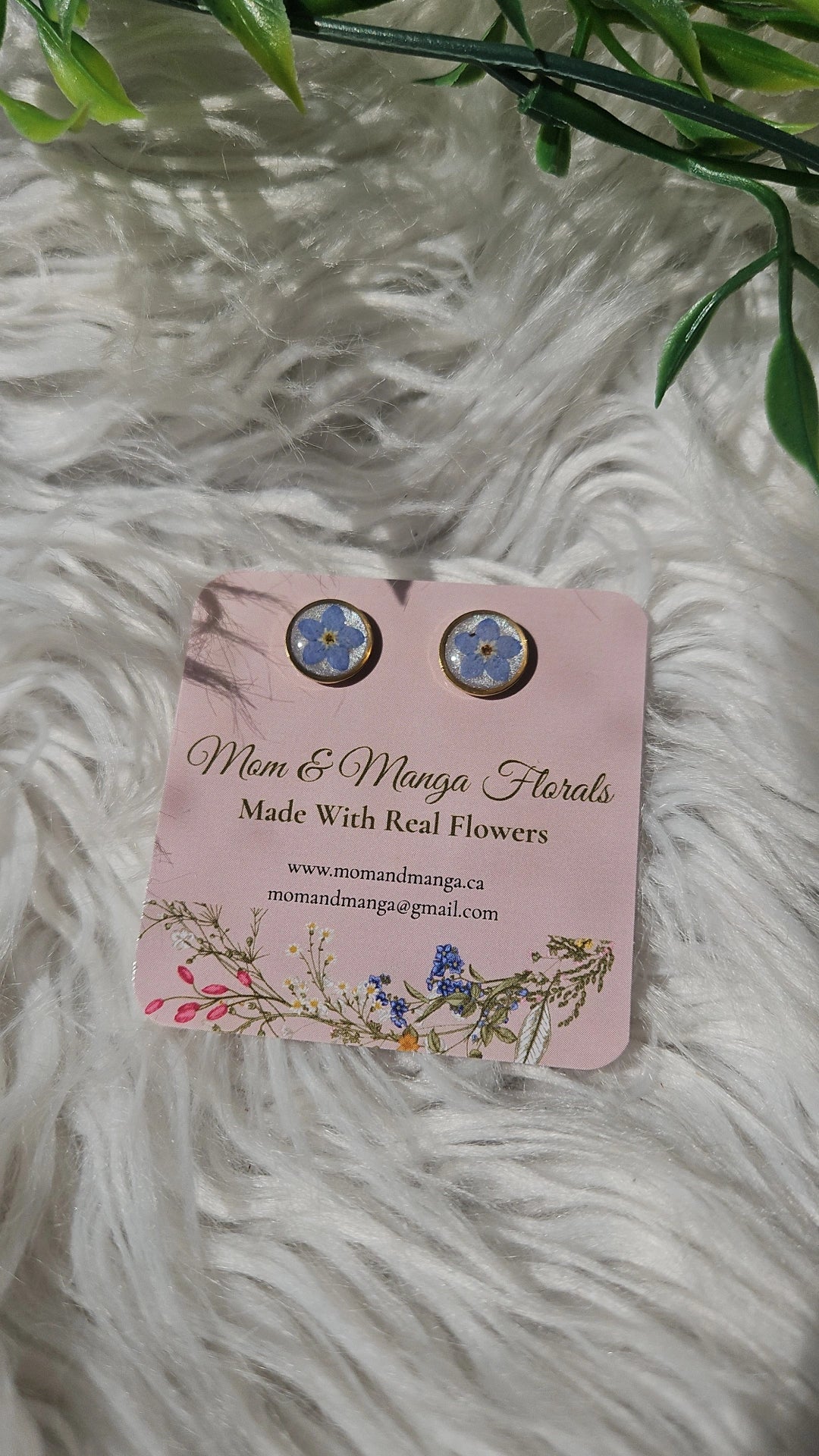 Forget-me-not Gold Stud