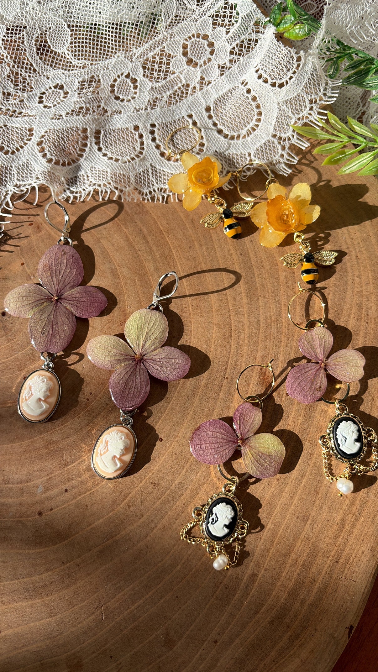 Cameo Floral- Silver