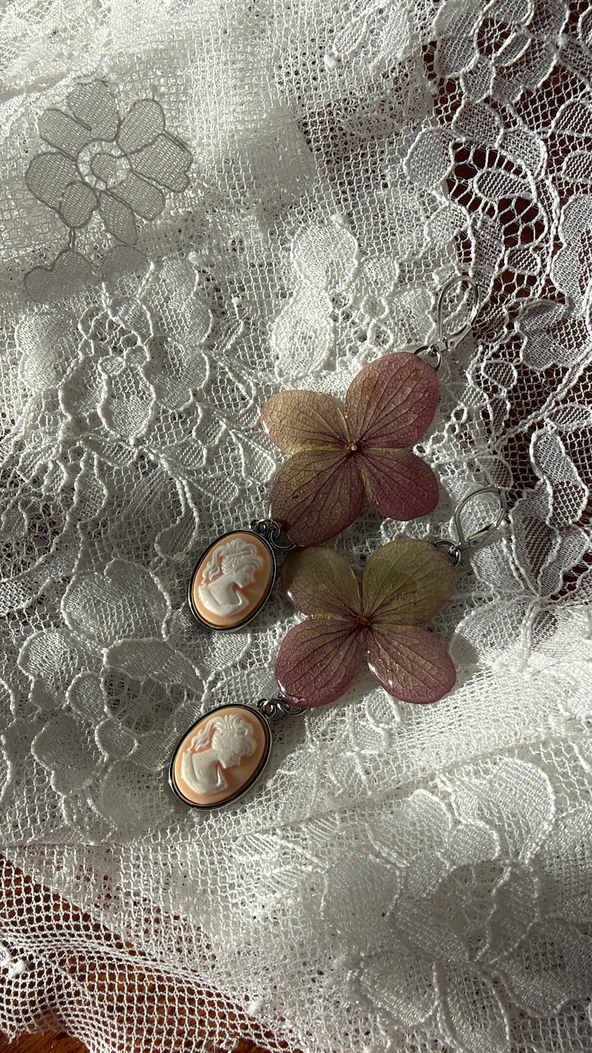 Cameo Floral- Silver