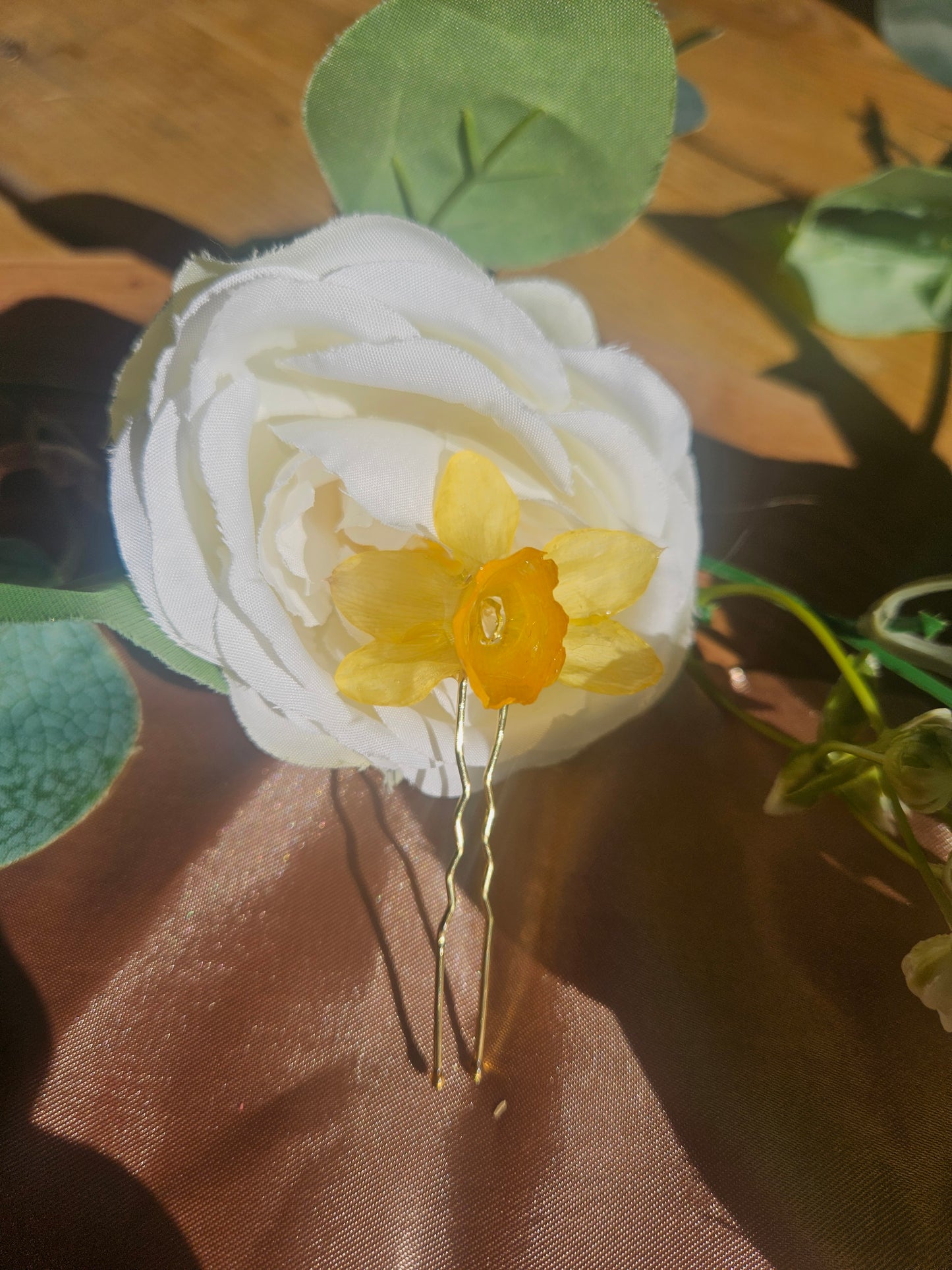 Hair Pin- Daffy