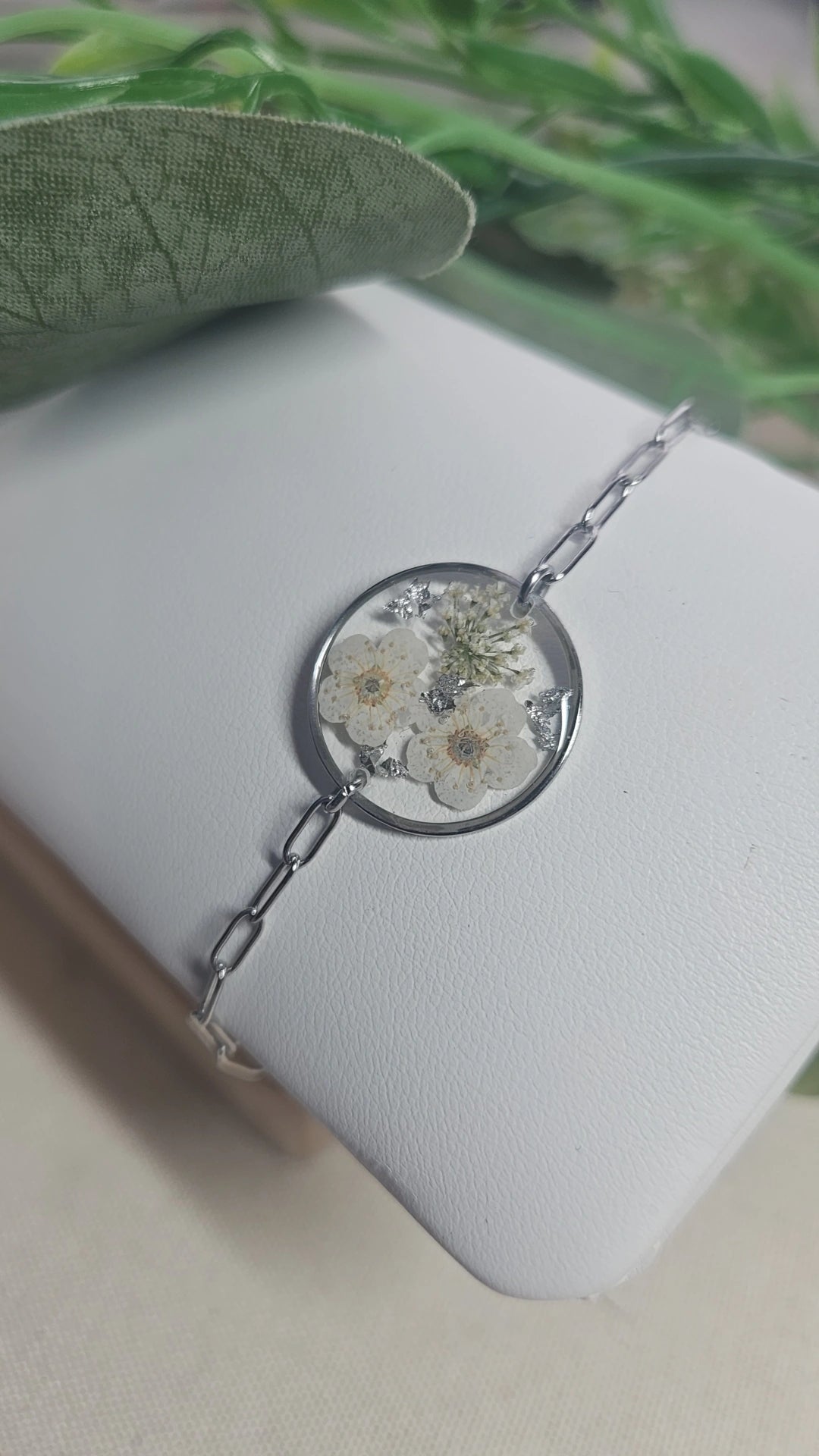 White & Silver Bouquet Bracelet
