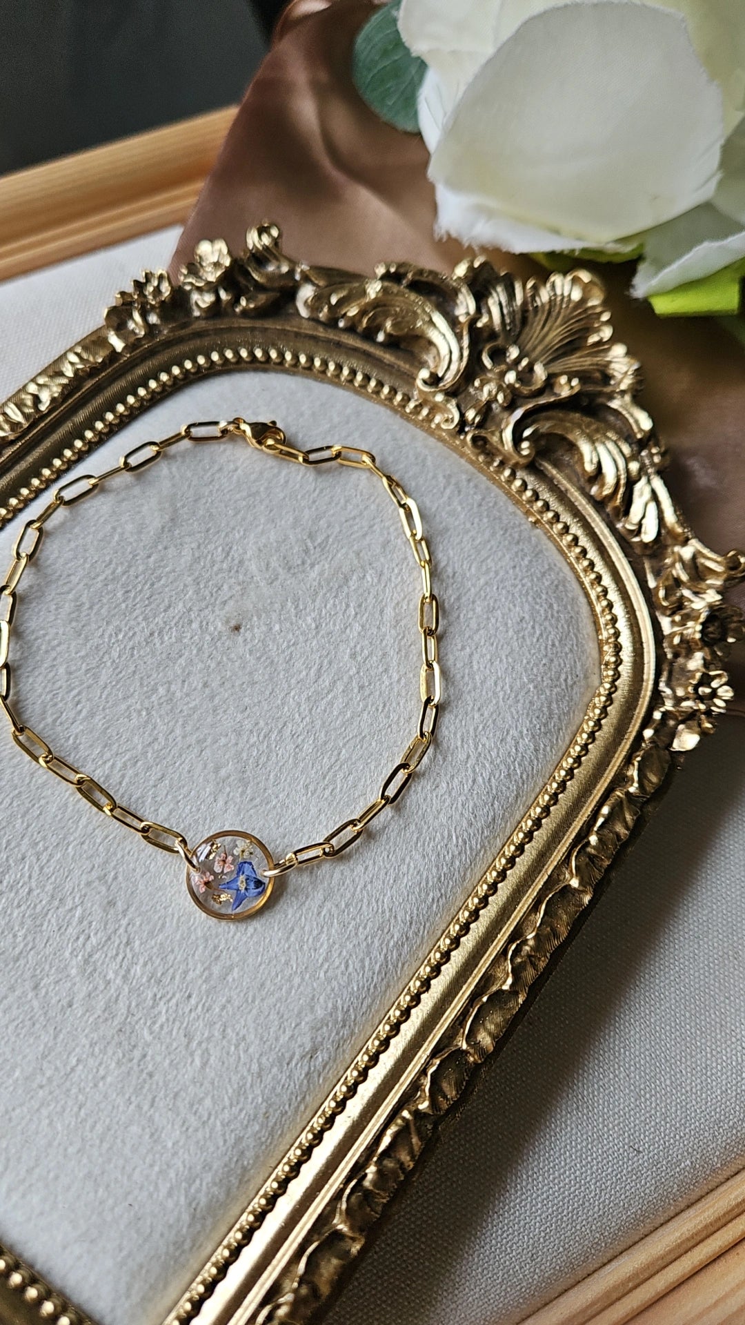 Small Gold Paperclip Bracelet