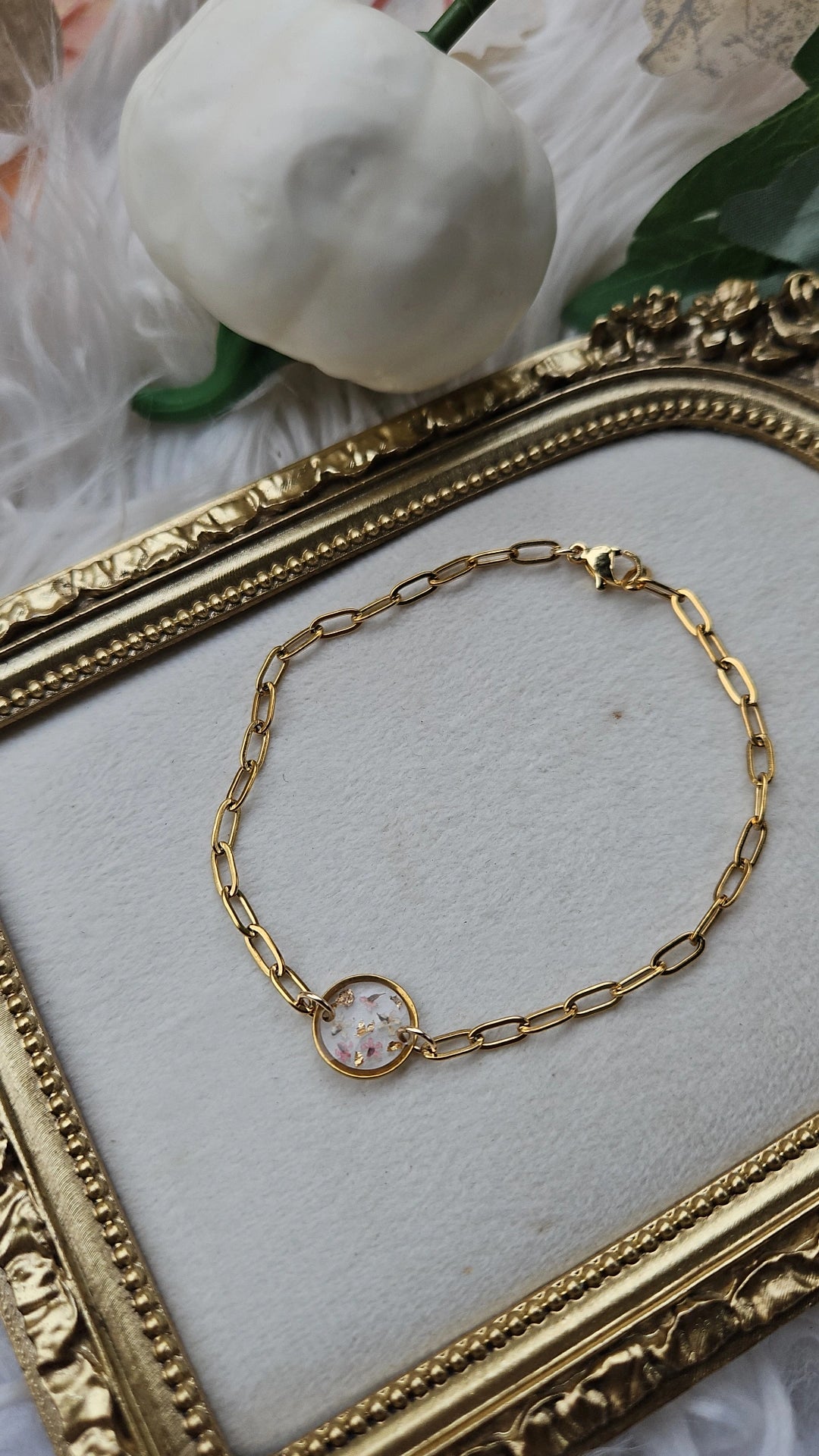 Queen Anne's Bracelet - Gold
