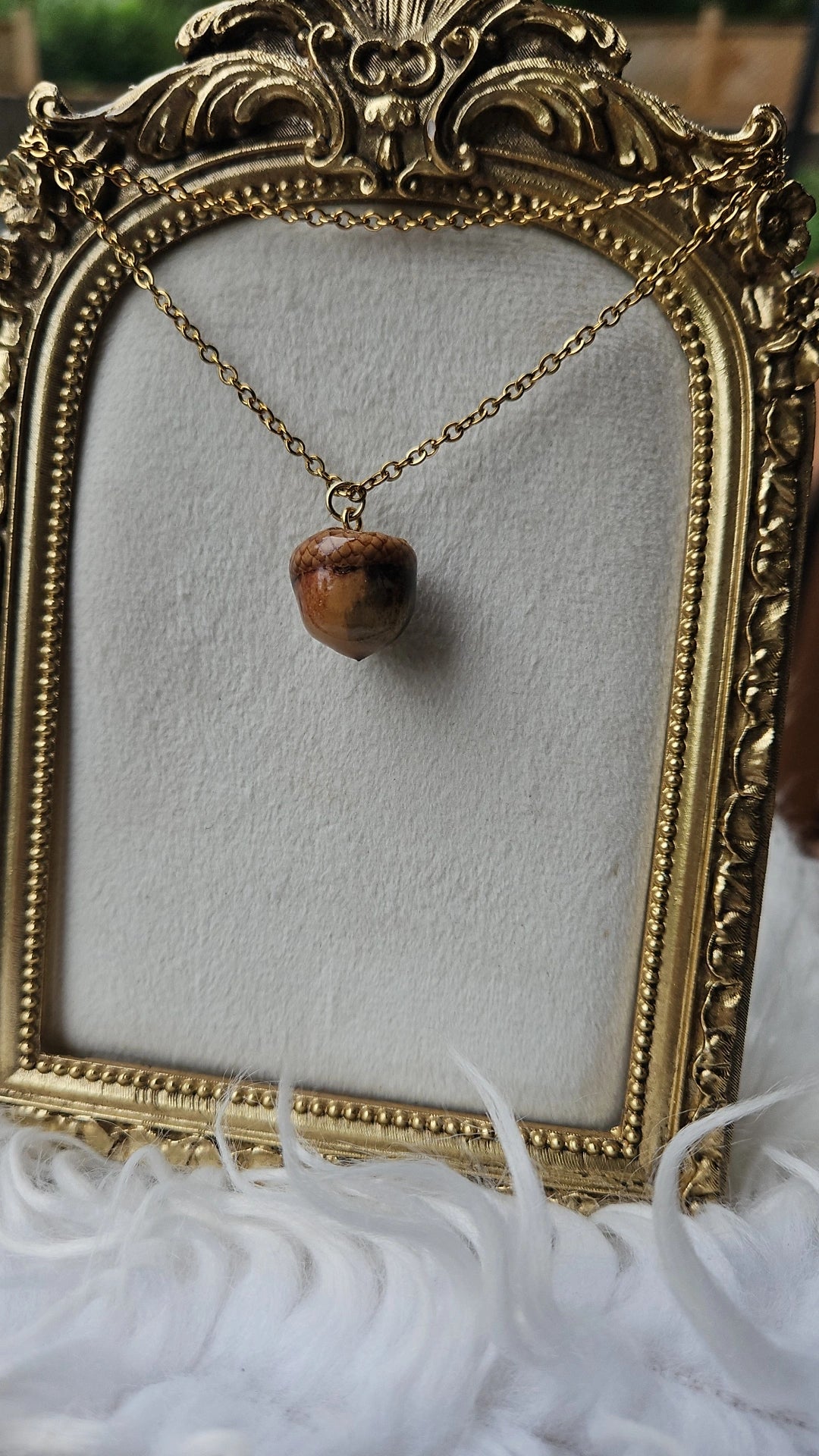 Acorn- Gold