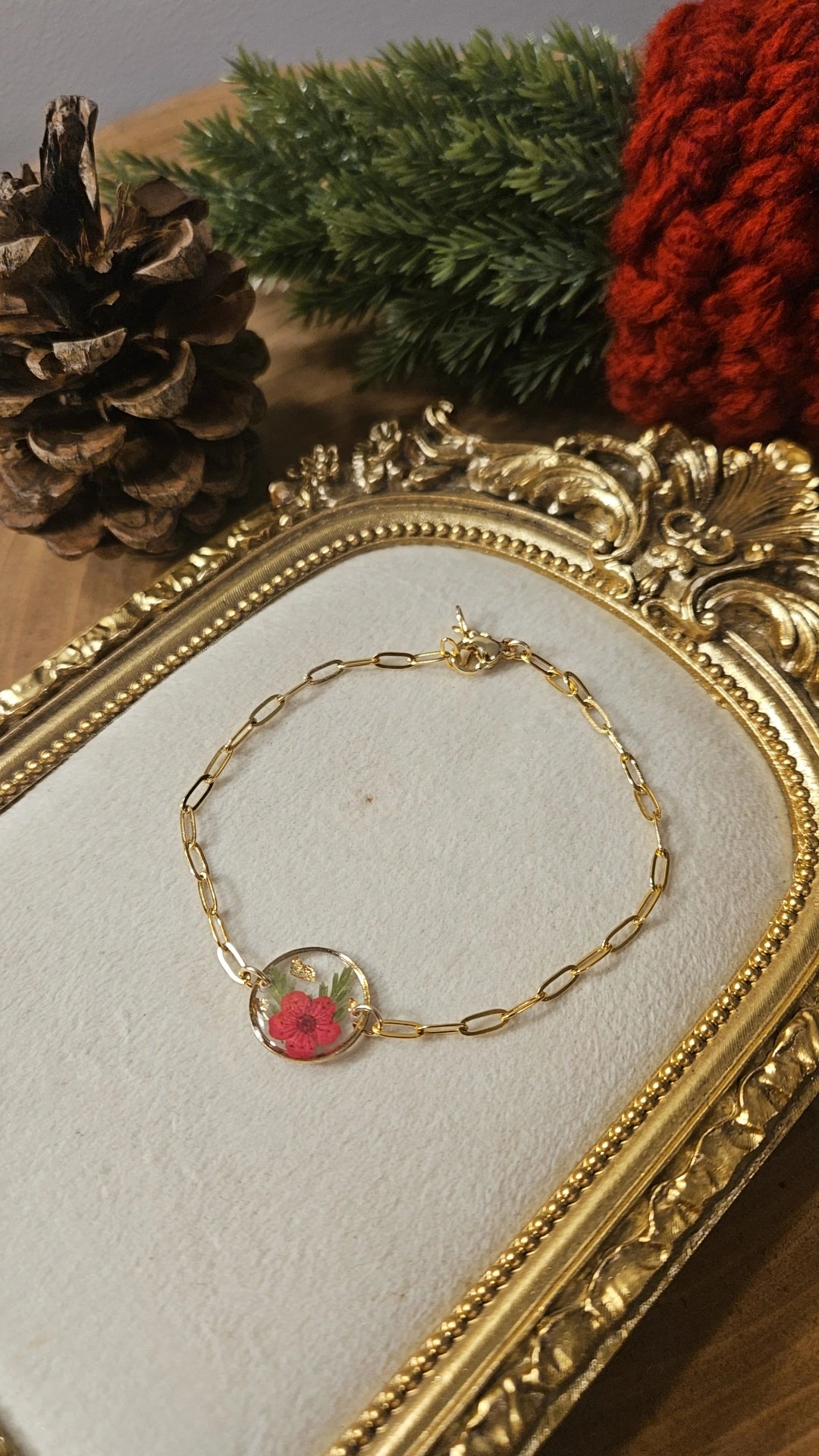 Holly Jolly Bracelet
