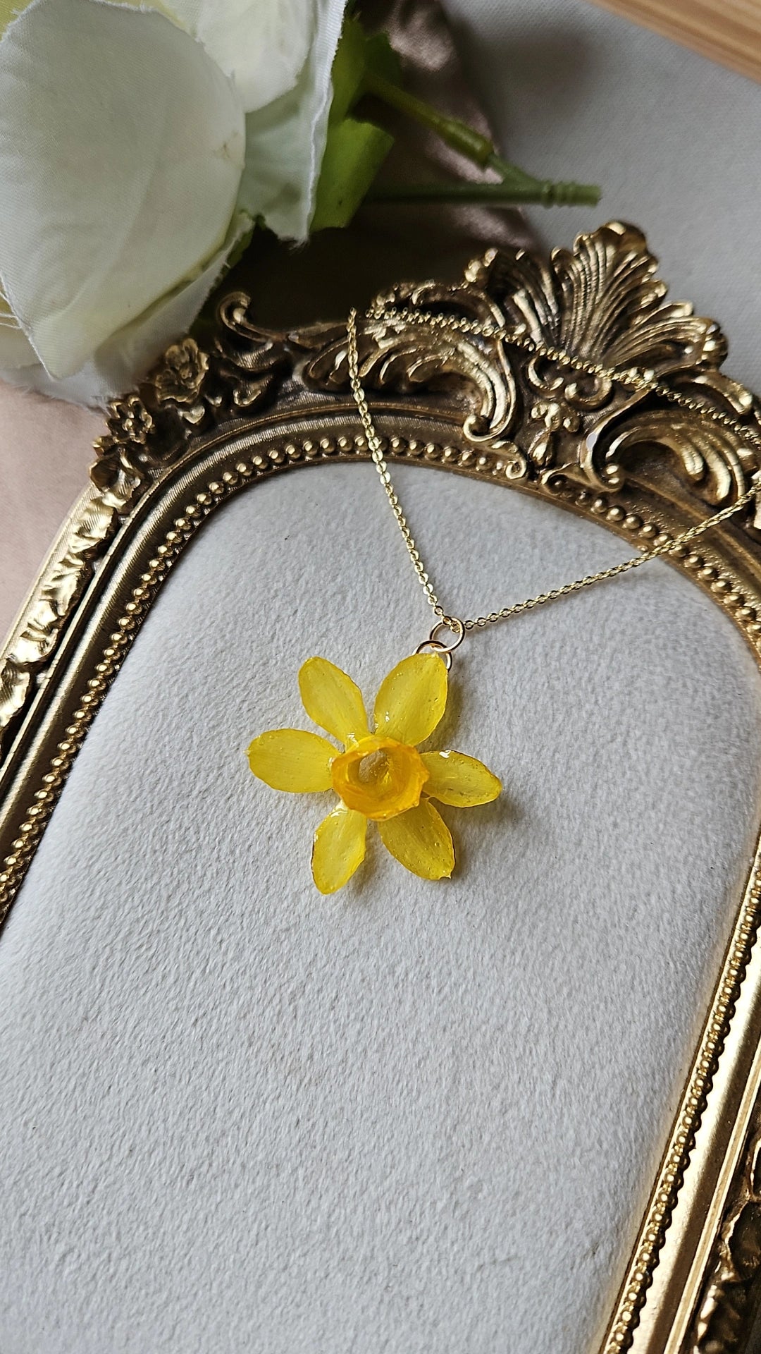 Gold Filled Daffodil
