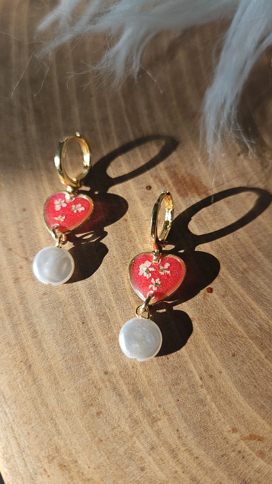 Heart & Small Pearls